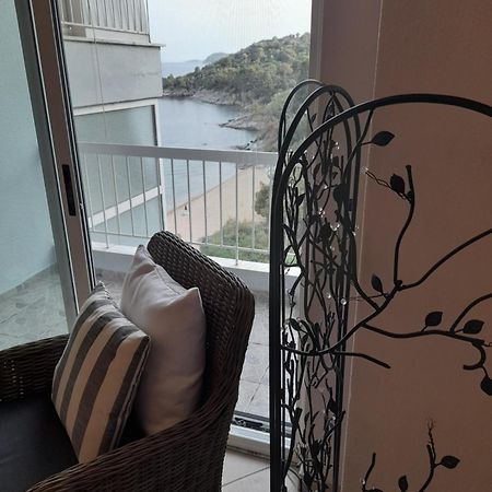Apartmán Balcony By The Sea PalaiónTsiflíkion Exteriér fotografie