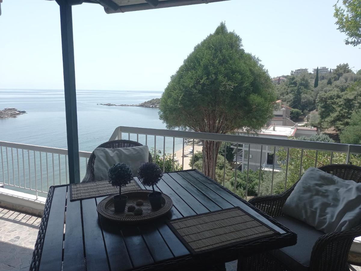Apartmán Balcony By The Sea PalaiónTsiflíkion Exteriér fotografie