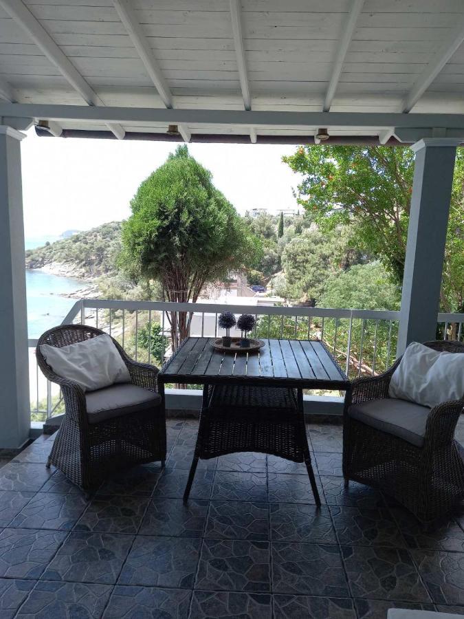 Apartmán Balcony By The Sea PalaiónTsiflíkion Exteriér fotografie