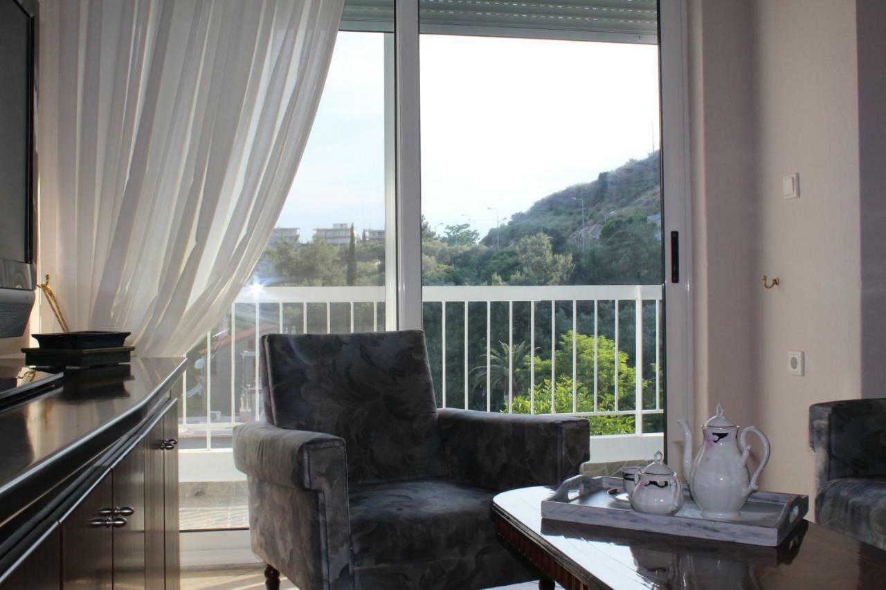 Apartmán Balcony By The Sea PalaiónTsiflíkion Exteriér fotografie
